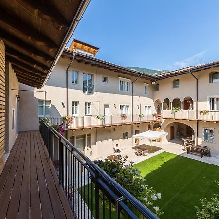 Colle Ameno Room And Breakfast Rovereto  Exteriör bild