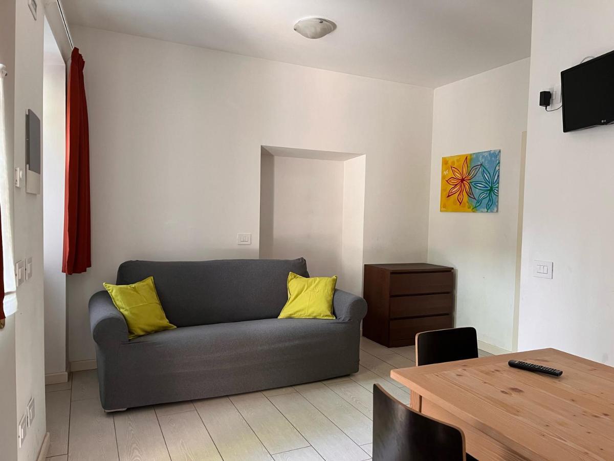 Colle Ameno Room And Breakfast Rovereto  Exteriör bild