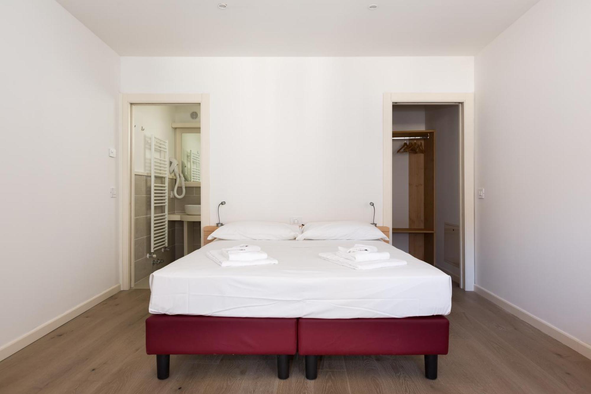 Colle Ameno Room And Breakfast Rovereto  Exteriör bild