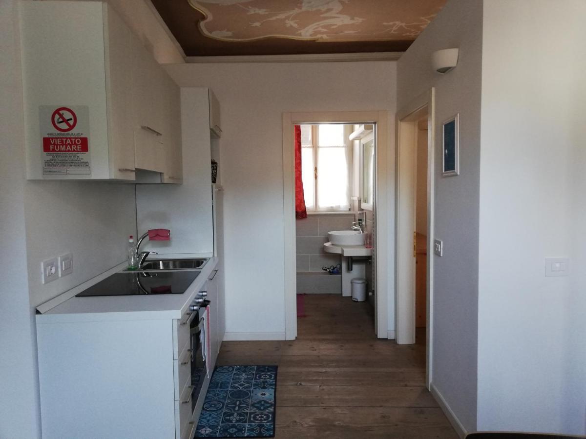 Colle Ameno Room And Breakfast Rovereto  Exteriör bild